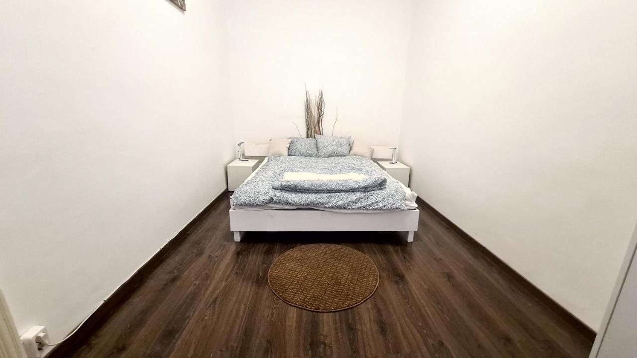 Downtown Akacfa Apartman Budapest Kültér fotó